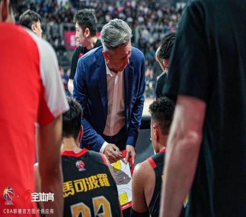 劳塔罗寄语,胜利,三冠征程艰,IM电竞网页版下载,IM电竞网页版官网,IM电竞网页版登录,IM电竞网页版app