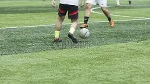 王源生日惊喜！王俊凯、易烊千玺默契祝福，兄弟情深引关注