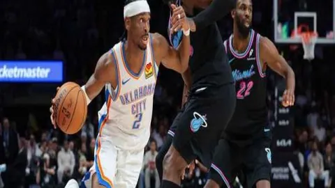 “全国残特奥会单板滑雪比赛隆重开启”