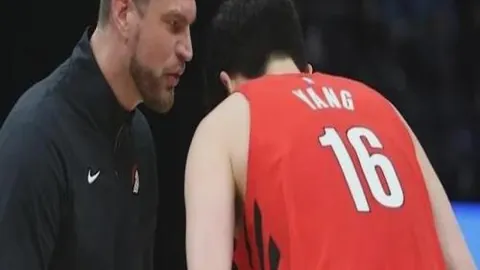 “震惊福法纳遭歧视：英超表态全力支持球员权益与切尔西利益”